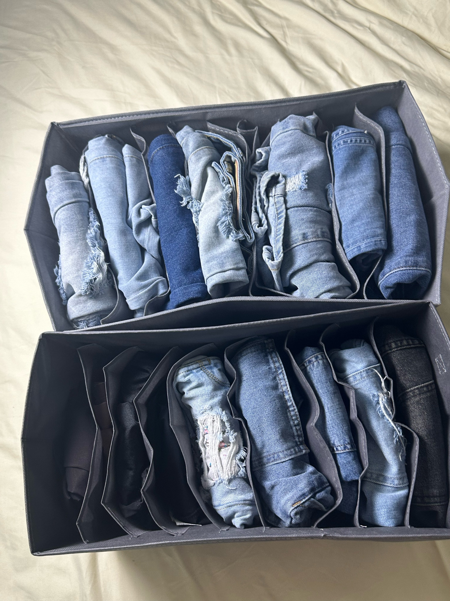 Jeans and short organizer 🙌🏼🙌🏼

#LTKSaleAlert #LTKU #LTKFindsUnder50