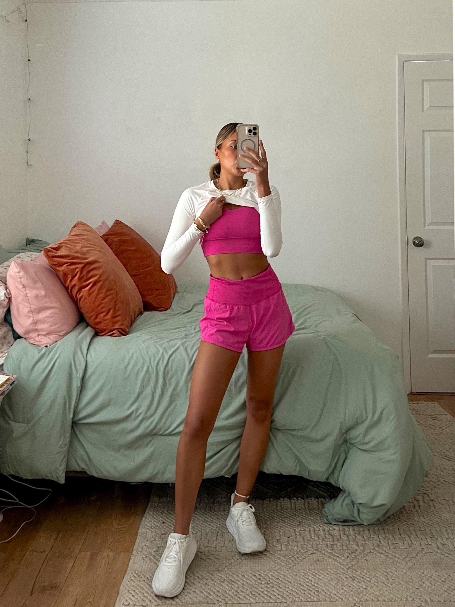 workout outfit of the day from Lululemon 💗 linking my hokas too 