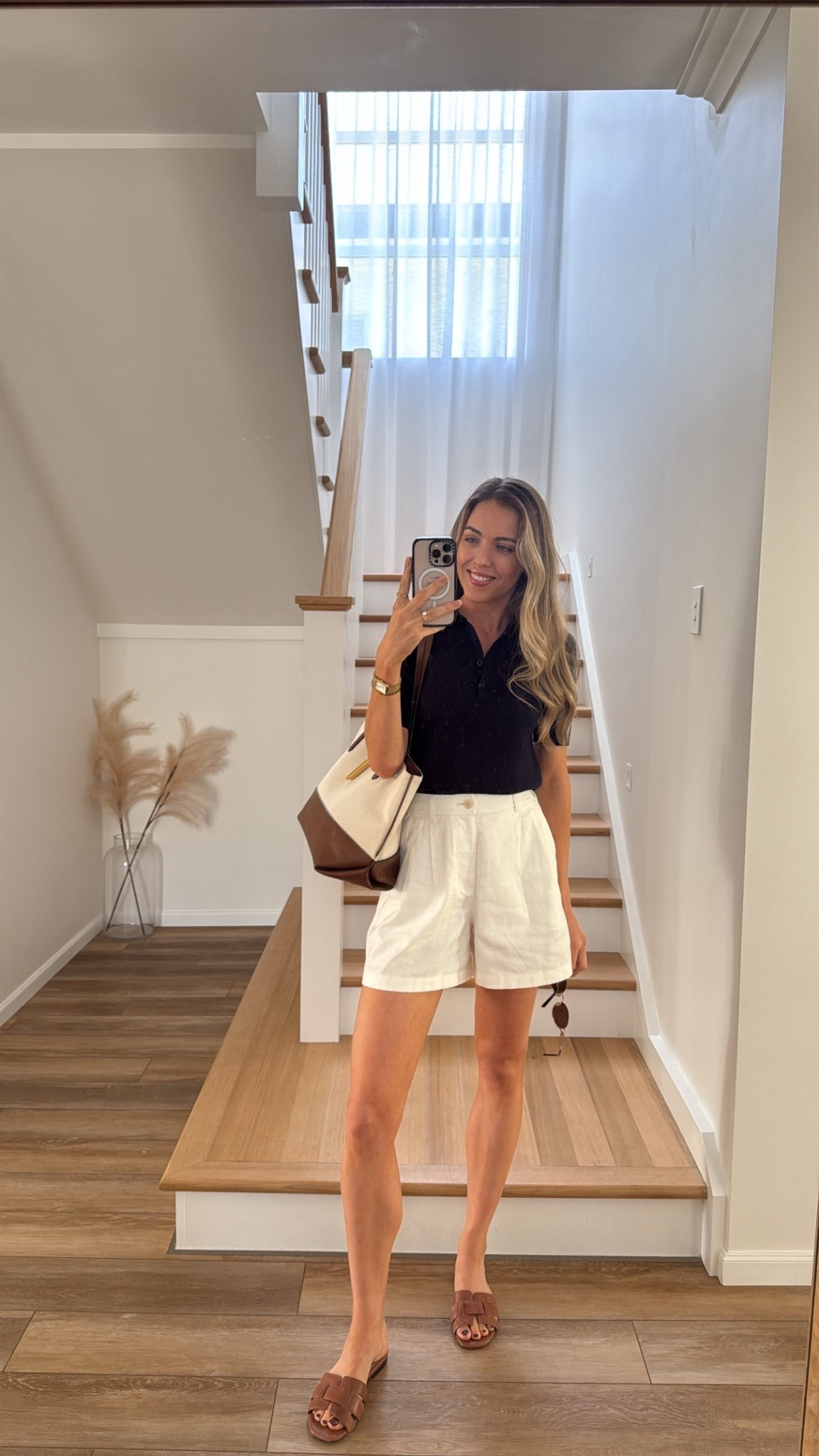 My toxic trait is buying a capsule pieceand then wearing it every possible way until further notice 😆

These tailored shorts = guilty.

Wearing size XS in both the shorts and top, linked both for you 

#LTKsummer #LTKstyletip #LTKaustralia