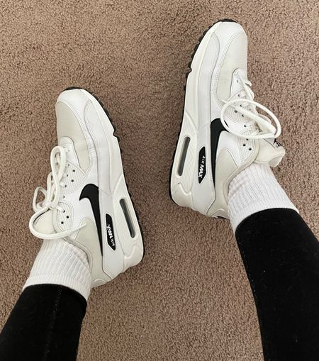 Linking my all time favorite white sneakers (true to size), along with my amazon crew socks and amazon leggings (also TTS)
.
Amazon finds white sneakers Nike air max 90

#LTKunder50 #LTKshoecrush #LTKSeasonal