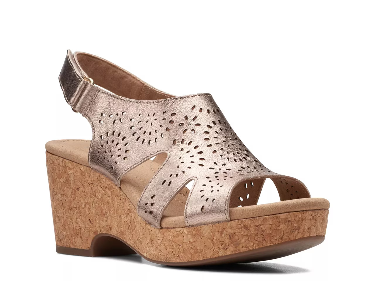 Giselle Bay Wedge Sandal | DSW