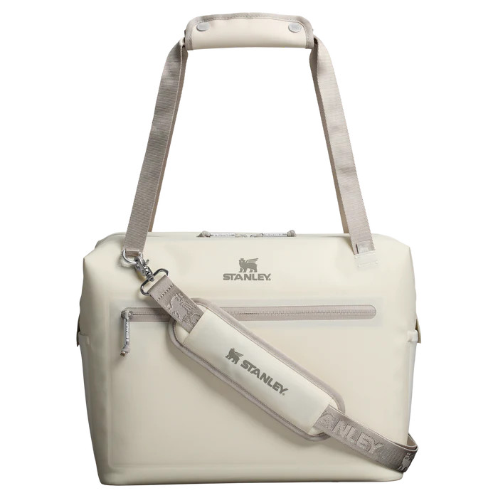 The All Day Julienne Max Soft Cooler | 22.2 QT | Stanley 1913 (US)