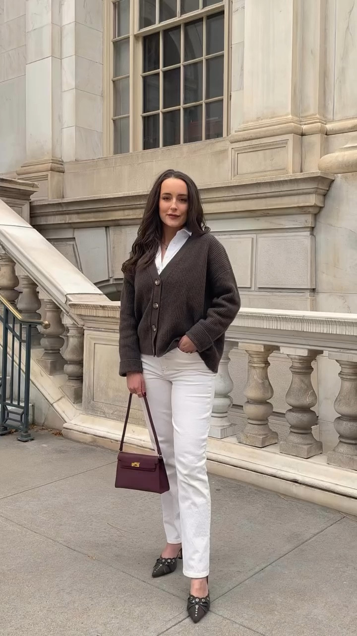 Another day, another outfit 🤎

Sizes I am wearing:
Quince Sweater: Size Small (true to size)
Poplin Top: Size Small (true to size)
Jeans: Size 26 (true to size)
Shoes: Size 7 (true to size)

Winter transition outfits, December ootd, Pinterest inspired, Winter style, minimal outfit, Winter fashion, Winter work outfit, neutral outfit, coffee shop aesthetic, Parisian aesthetic, burgundy outfit ideas #minimalaesthetic #simplelooks #officeoutfit #pinterestgirl #Chocolatebrown #burgundyoutfit #onequince #winteroutfit #winterstyle #falloutfitideas #preppyoutfit chocolate brown outfit ideas 