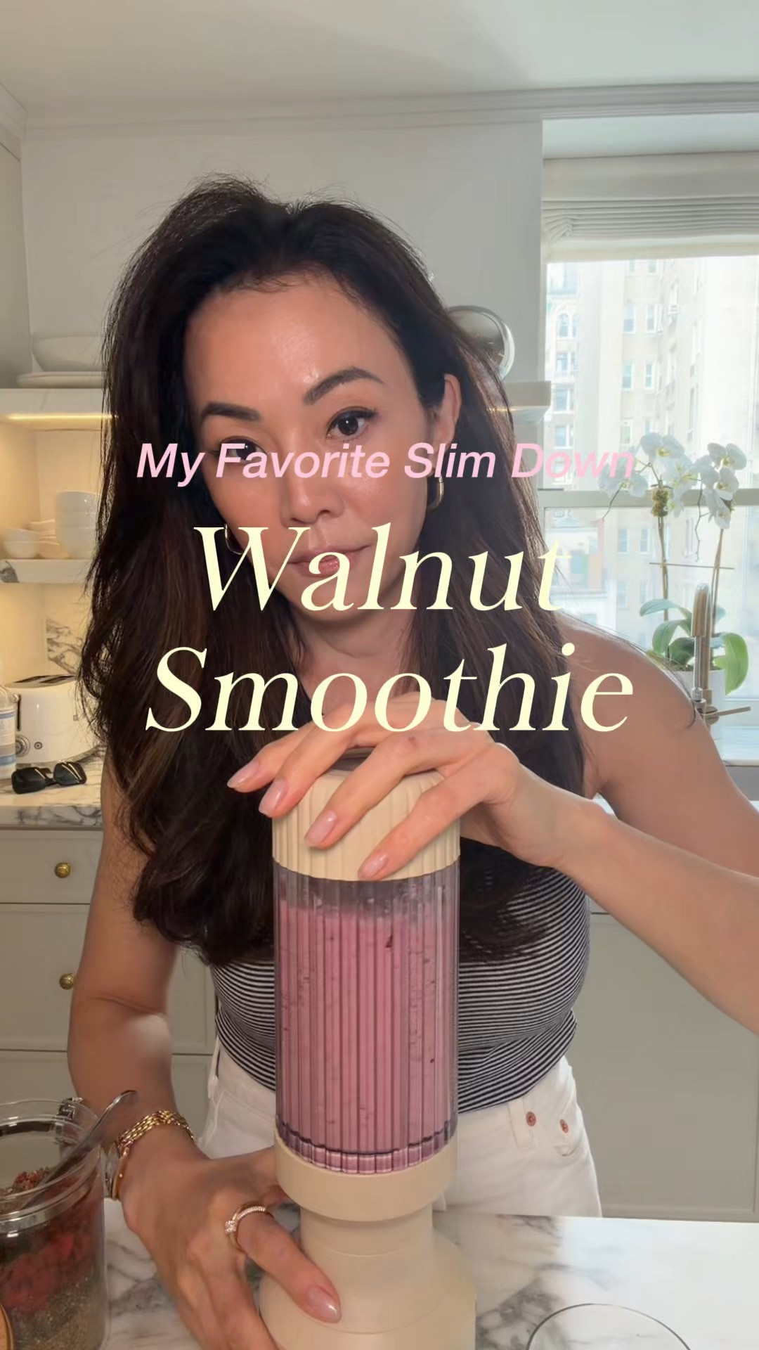 This is my favorite slim down smoothie and I make it all the time. Walnut smoothie sounds simple but the benefits are actually really good — great for metabolism, brain health, and keeping you full without feeling heavy. 

#walnutsmoothie #slimdownsmoothie #healthysmoothie #smoothierecipe #weightloss #healthyaging #longevity #antiaging #healthylifestyle