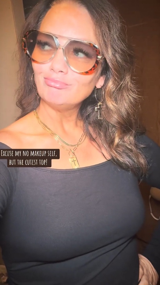 Perfect off the shoulder too with built in shelf bra. Incredibly soft and doesn’t slide down. 

These vintage shades are hands down my new fav sunnies! 

You can never go wrong with Judy Blue Jeans, these feel like you are wearing your PJs.

This cross necklace and earrings are staple pieces. I wear them all the time and get so many compliments. 

#judybluejeans #builtinbra #crossearrings #crossnecklace #womensjeans #vintagesunglasses #datenightoutfit  

#LTKMidsize #LTKootd #LTKTall