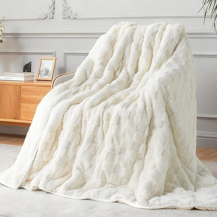 15 lbs Weighted Blanket for Adults, Buttery Soft Checkered Heavy Blankets Throw for Bed Sleeping ... | Amazon (US)