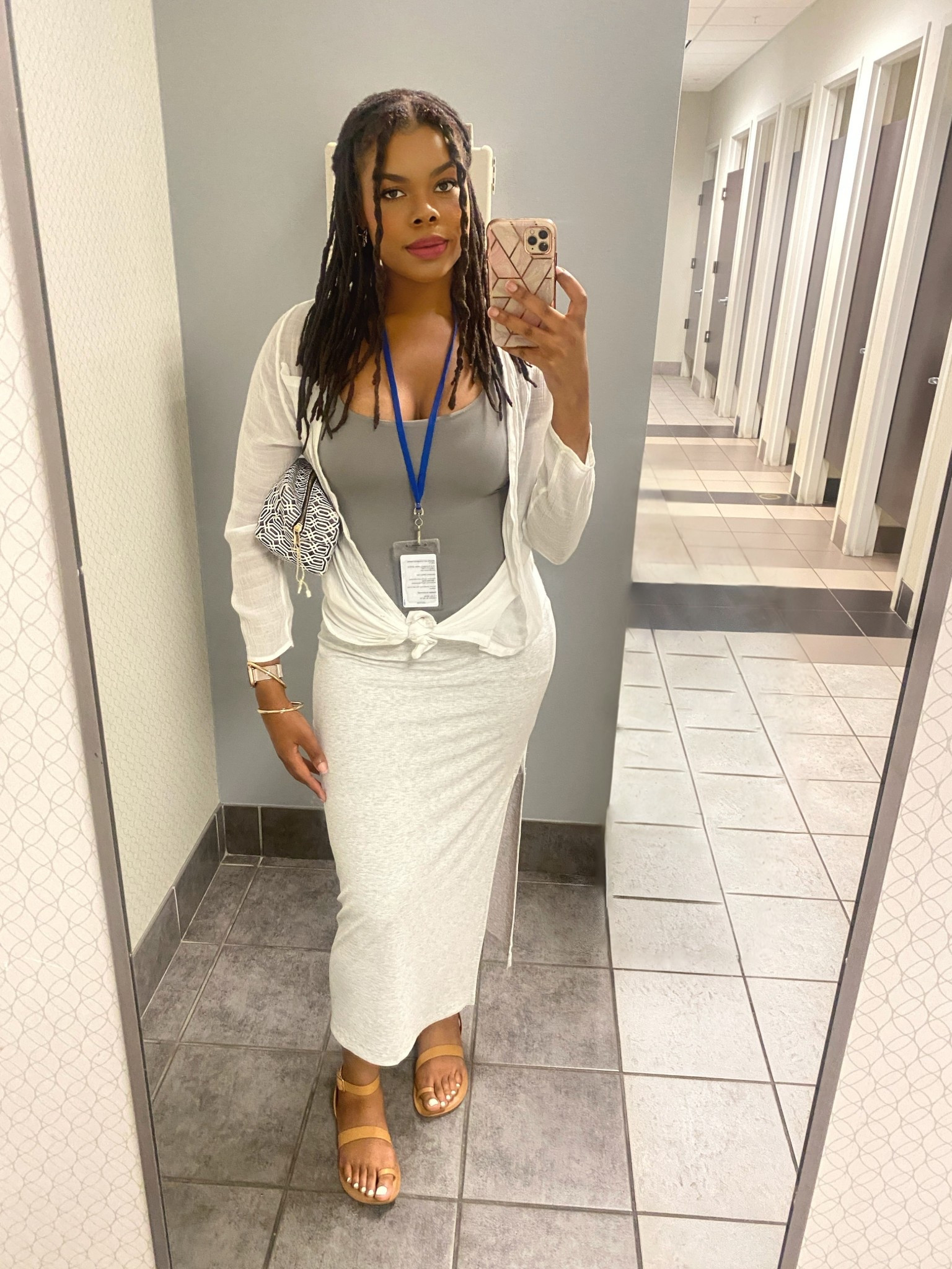 Classy and cutesy outfit✨

Slitted bodycon maxi skirt with my tank top and long sleeve top

#LTKootd #LTKWorkwear