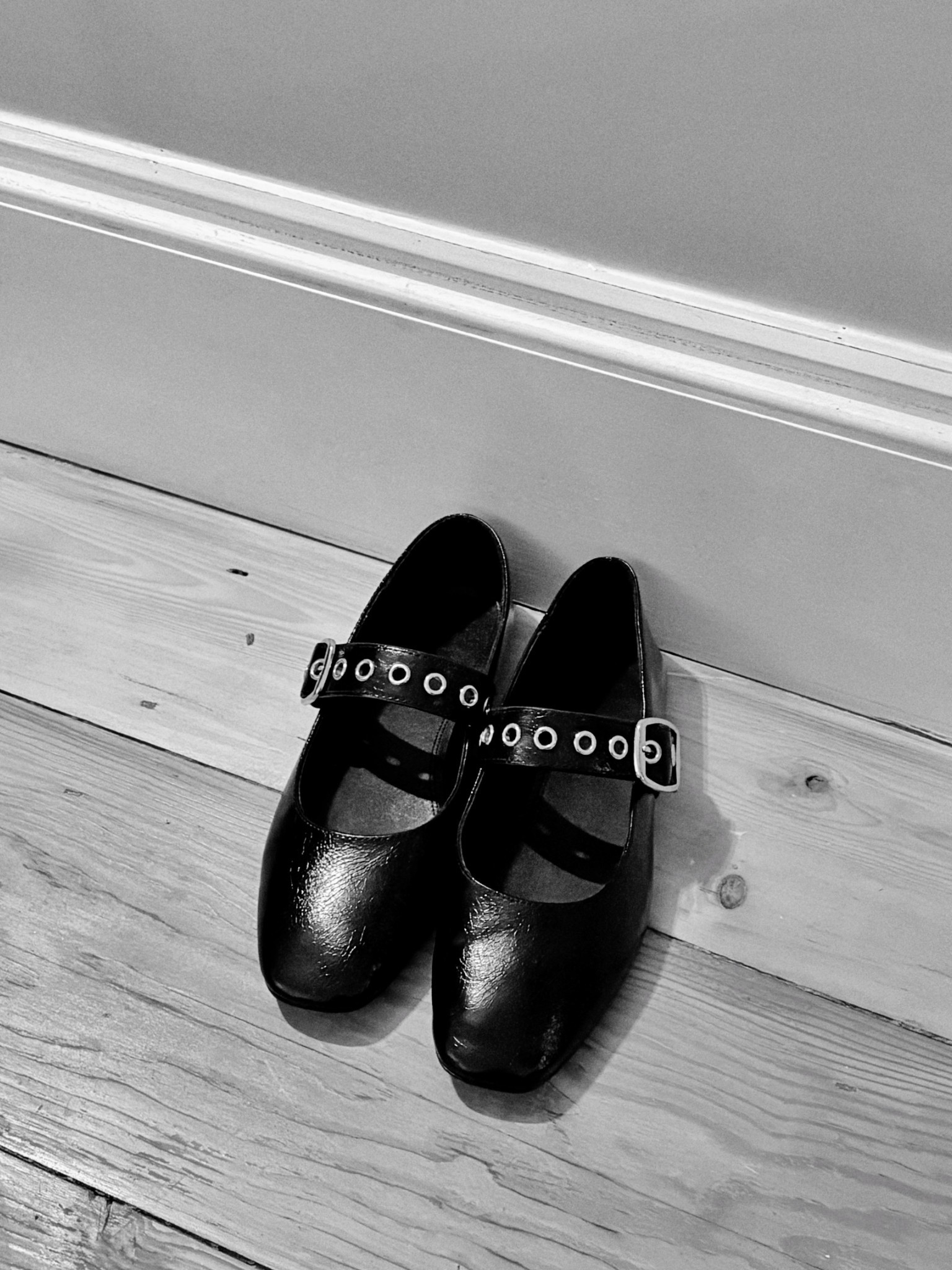 Eyelet strap black patent Mary Janes. LOVE. And a bargain at £28 (and wipe-clean - handy for November rain showers) ☔️ 

#LTKshoes #LTKautumn #LTKuk