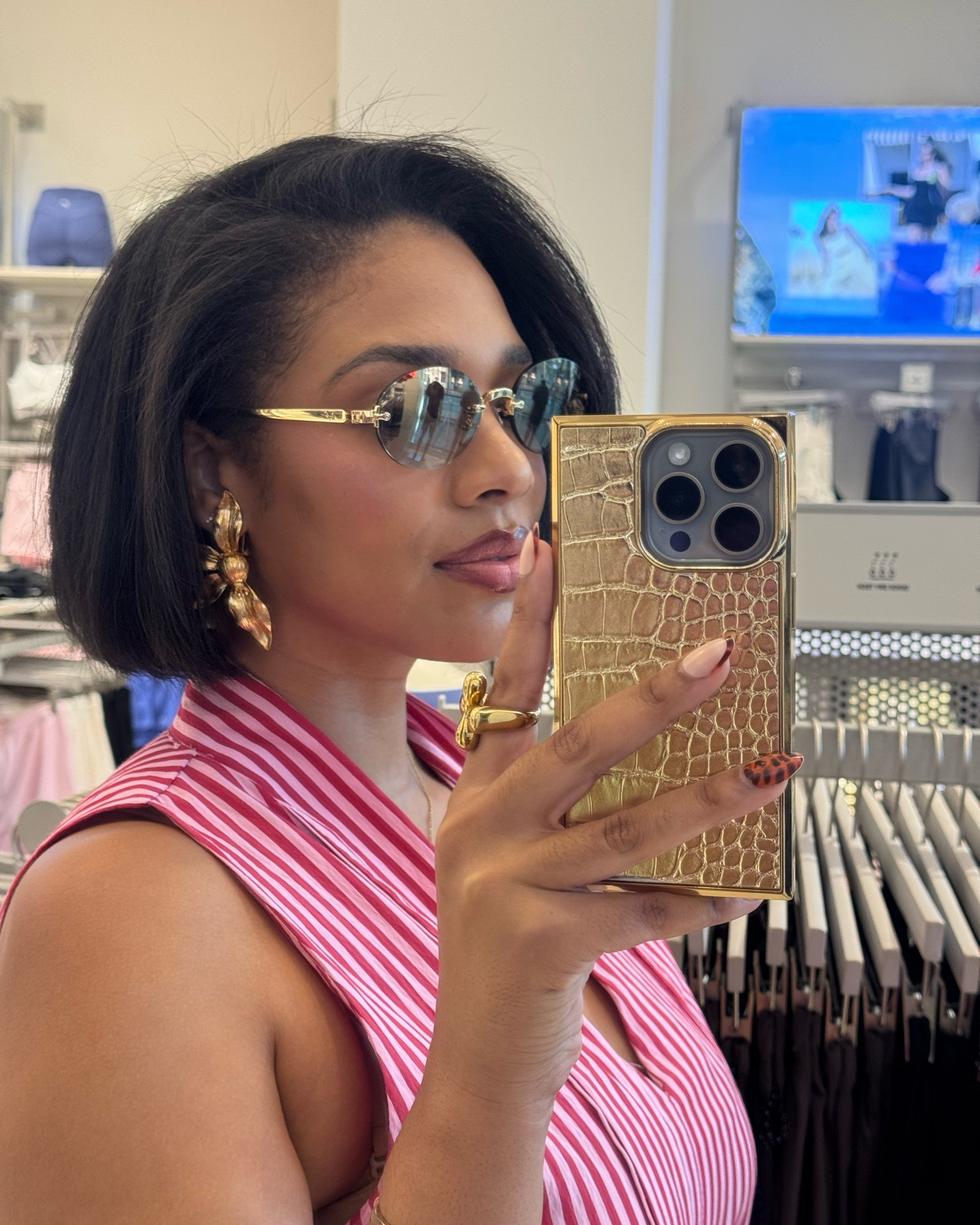 This is a STUNNING pair of Sunglasses! Perfect of outdoor & indoor events with a gorgeous touch of gold & an oval frame that is flattering on so many facial features. I just grabbed mine in store, highly contemplating getting the rectangle version in this collection too. Sunglass Hut currently has buy one get one 49% off 🙌🏽

#LTKSaleAlert