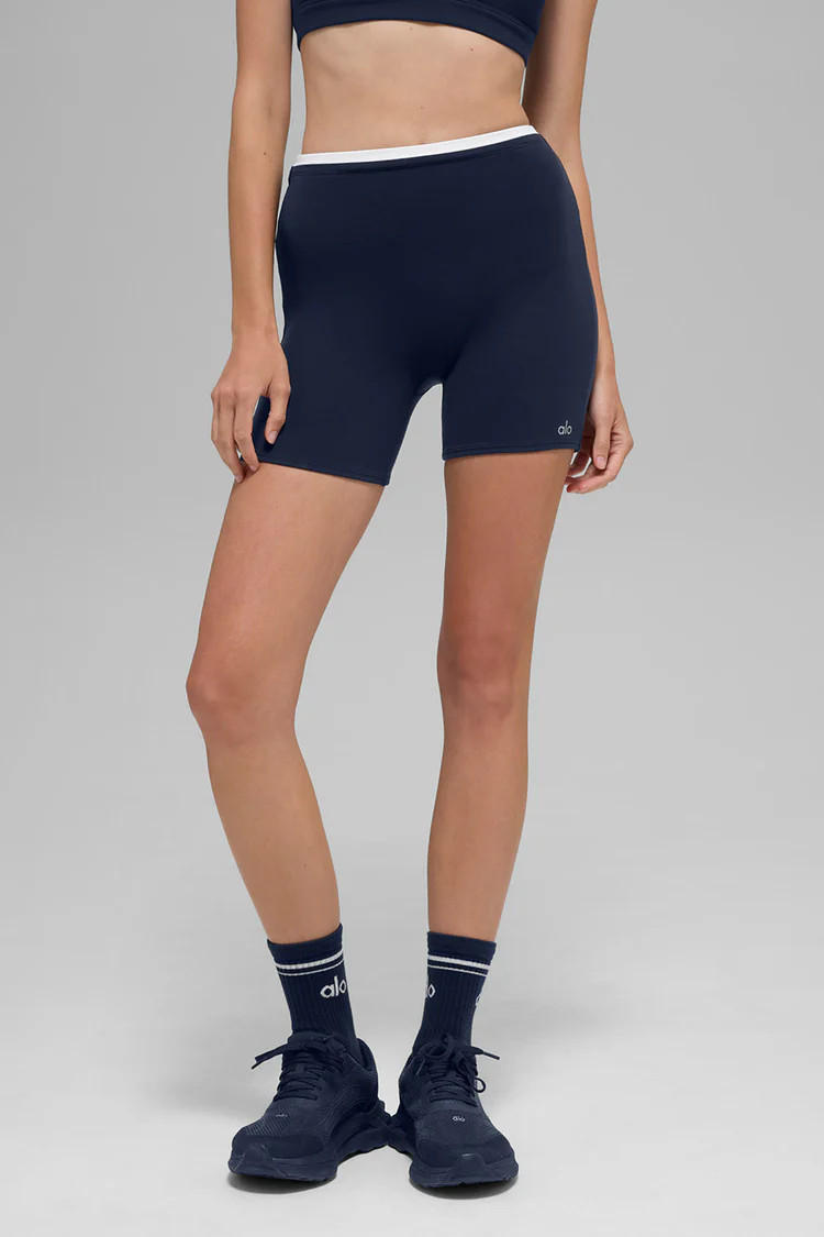 5" Airbrush Double Up Short | Alo Yoga (US)