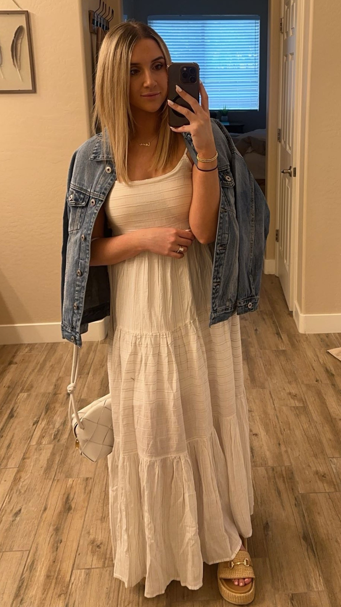 Super cute white dress!! 

#LTKSeasonal #LTKStyleTip