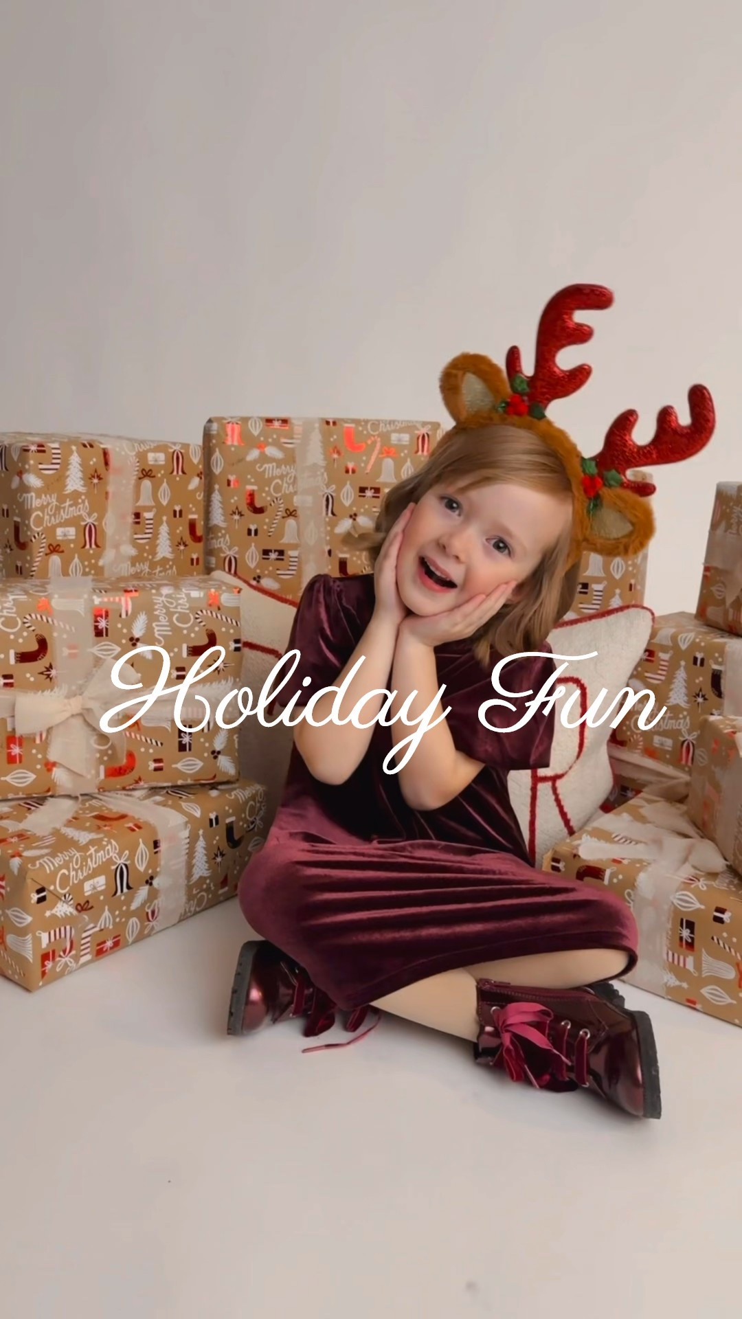 She asked for a Christmas photo shoot… so we wrapped some presents early, turned on the music, and let the chaos happen 🎄😅

Scarlett did her thing, the elf supervised, and the gremlin (aka Gizmo) absolutely had opinions.

A core memory for me and a reminder that the best moments are the unplanned ones 🤍
Linked her dress (and a few festive extras) here ✨


#LTKcanada #LTKdresses #LTKkids