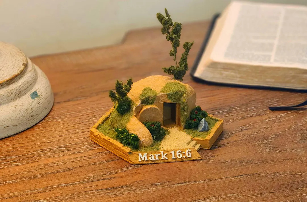 HE HAS RISEN! Empty Tomb Resurrection Diorama, He is Risen Christian Decor, Easter Table Centerpi... | Etsy (US)