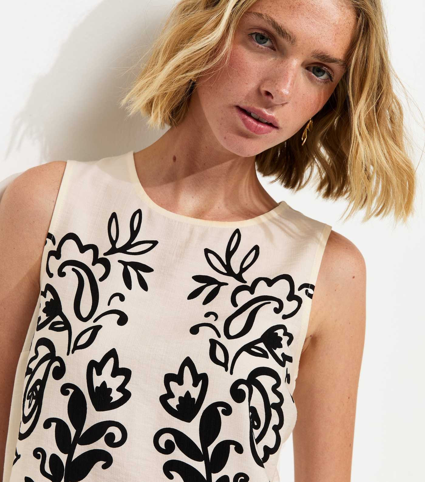 White Paisley Print Tank Top | New Look | New Look (UK)
