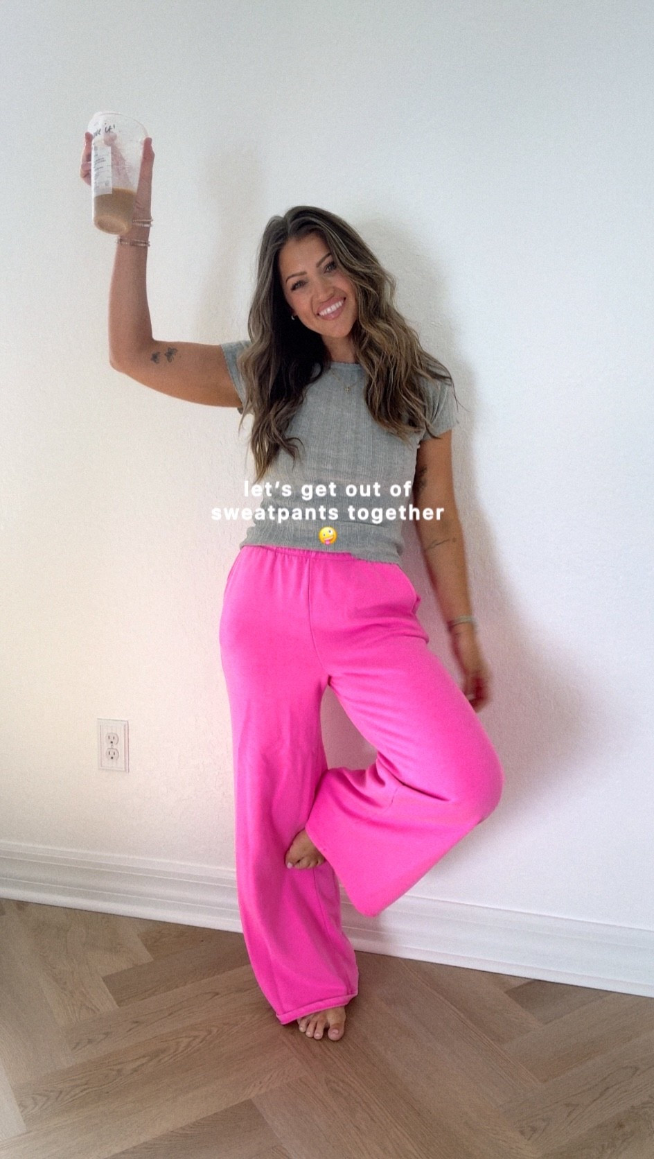 XS in both. Pants run big and super long!!