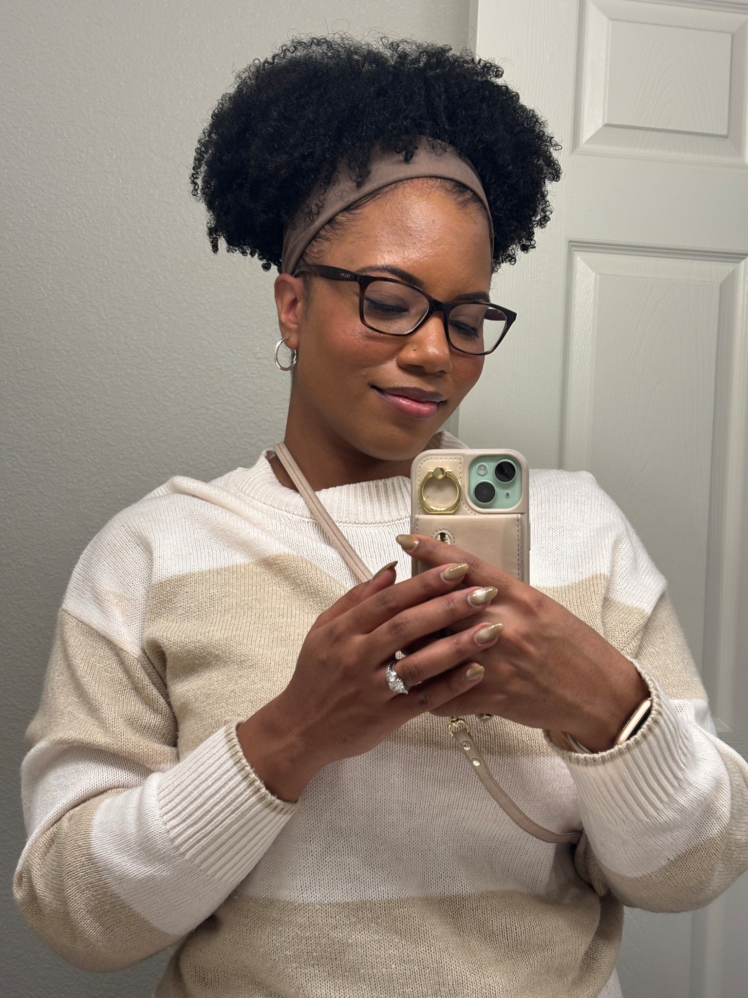 Loveee my crossbody wallet case for my phone! It makes capturing content on the go so convenient 🤳🏾

#LTKvlog