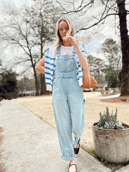 Quickly becoming my favorite look in this warm-ish weather … perfect overalls that are just the softest things ever! Size small. Loving this brand new woven tote too 🫶🏻 @madewell #ad #madewellpartner #madewell 

#LTKstyletip
