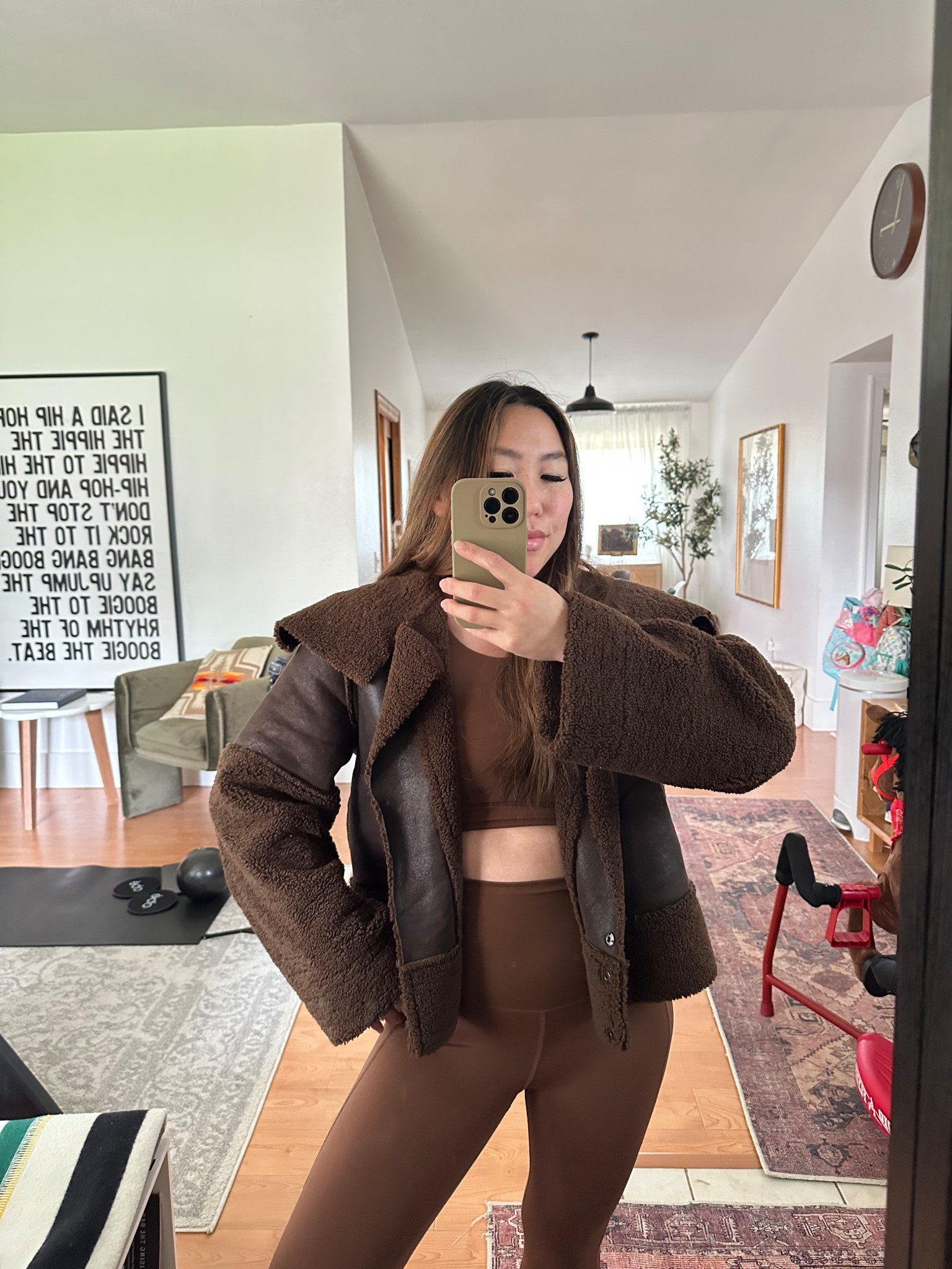 Brown monochromatic workout errands athleisure femme royale yoga Pilates 

#LTKActive #LTKTravel #LTKMidsize