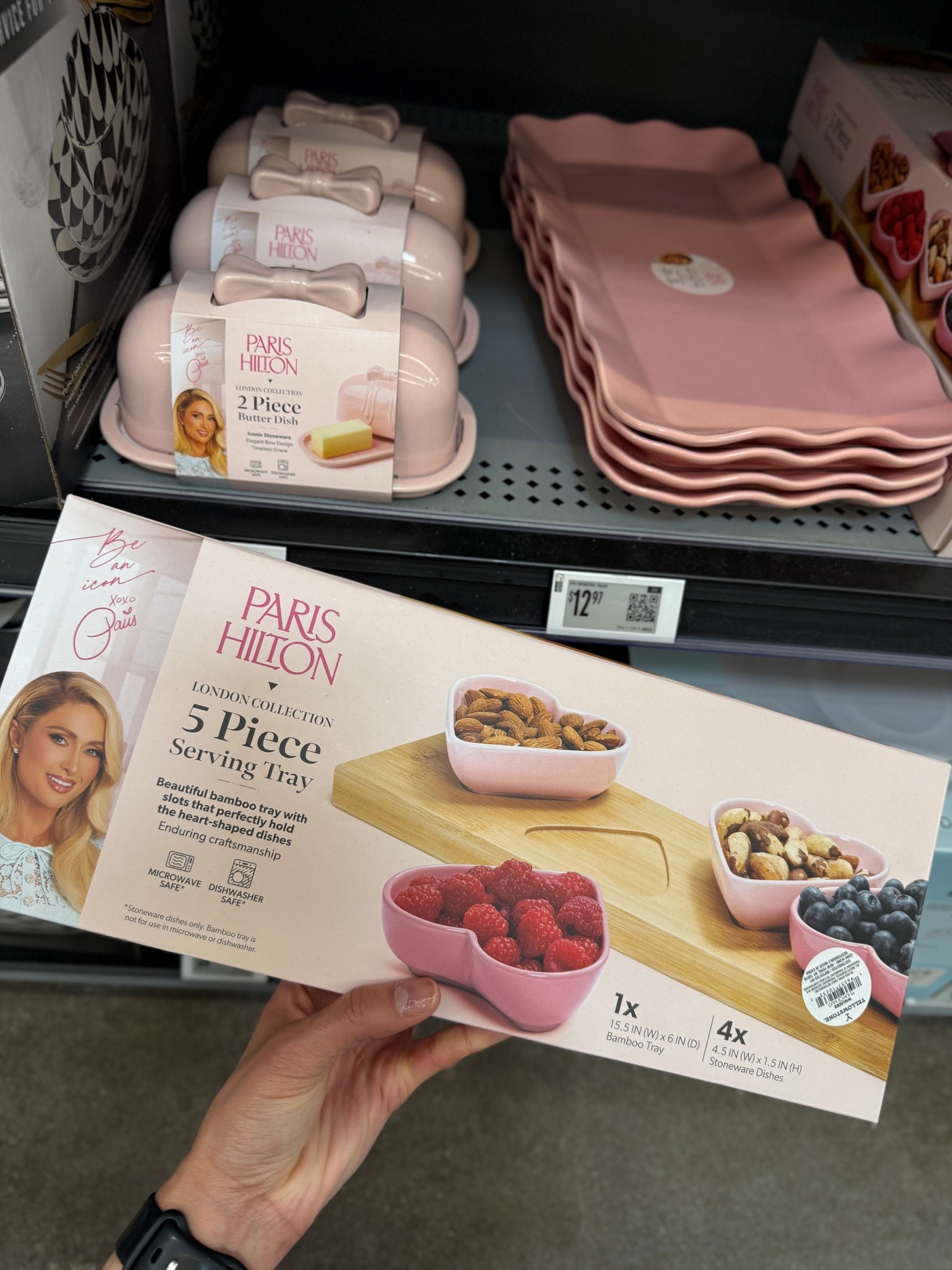 Pink kitchen finds from Walmart. They are so pretty 💕. 😊 
Pink lover 
Bows 
Kitchen finds 
Themed kitchen 

#LTKHome #LTKfoodie