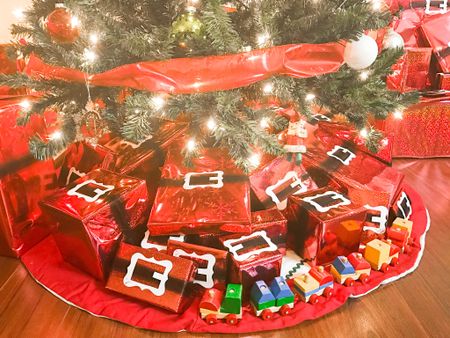 Santa Buckle Holiday Gift Wrapping 

#LTKHoliday