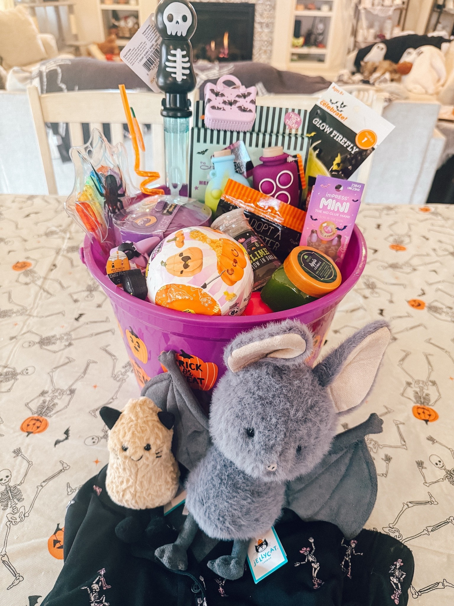 And my 10 year old’s boo basket!
#boobasket #boobasketideas #spookybasket #hallooween

#LTKSeasonal #LTKKids #LTKmomlife