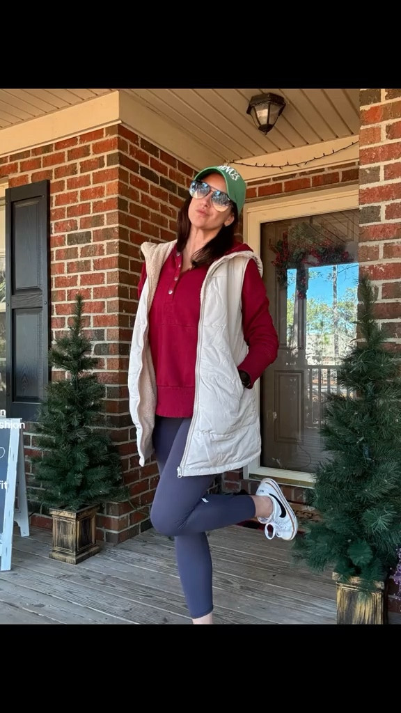 Outfit of the day as a busy mom Uber … perfect cold weather outfit

#LTKStyleTip #LTKSeasonal #LTKOver40