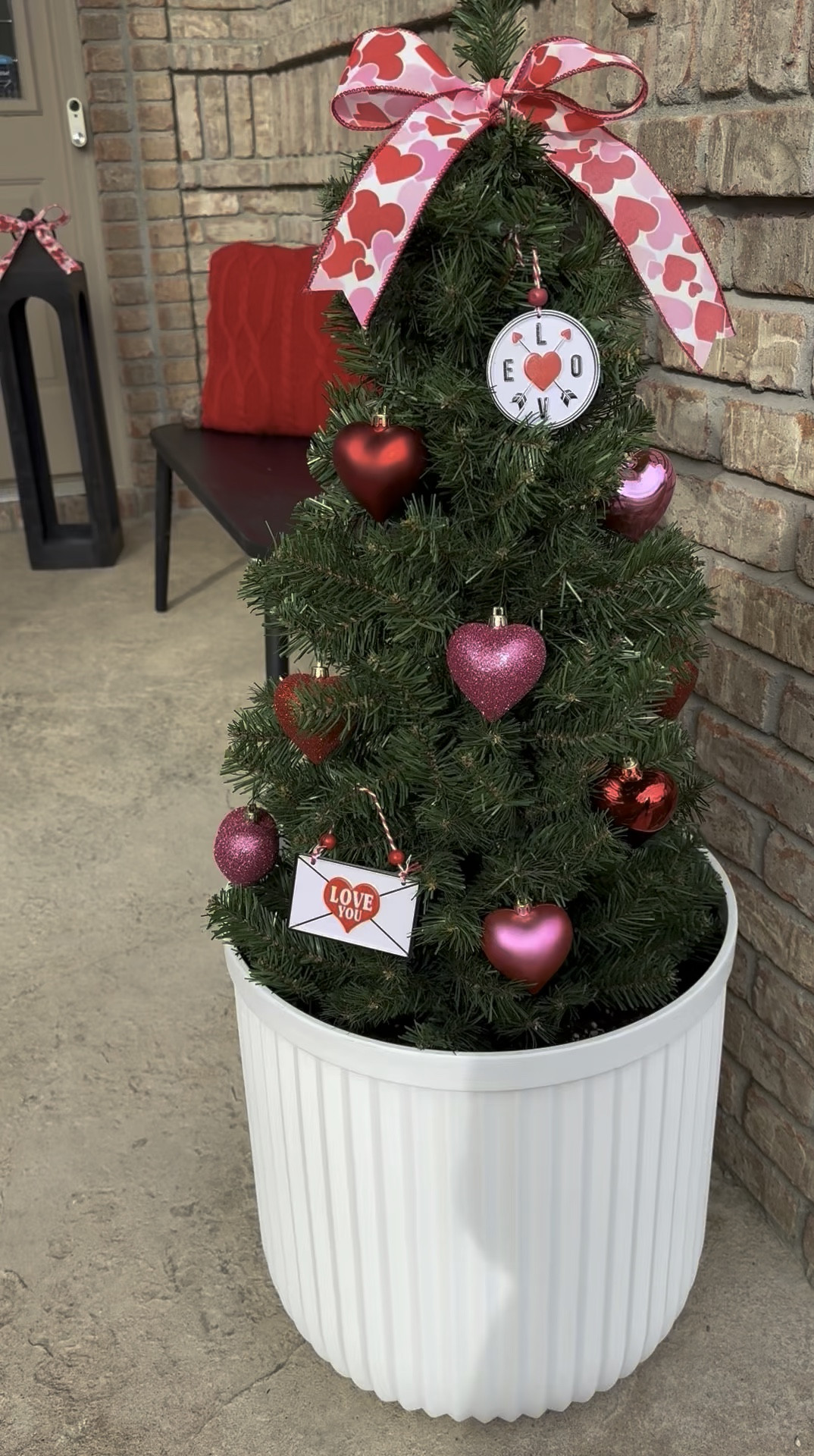 Valentine’s Day front porch decor, ornaments, wreath, tree #valentinesday #frontporch #homedecor #holidaydecor #porch

#LTKHome #LTKSaleAlert #LTKSeasonal