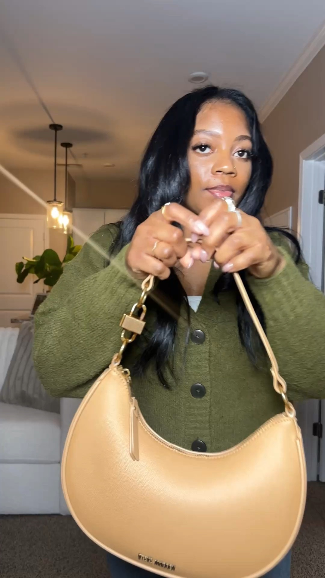 A neutral peanut butter purse 

#SteveMadden #Purse #NeutralPurse #Marshalls

#LTKU #LTKOver40 #LTKFindsUnder50