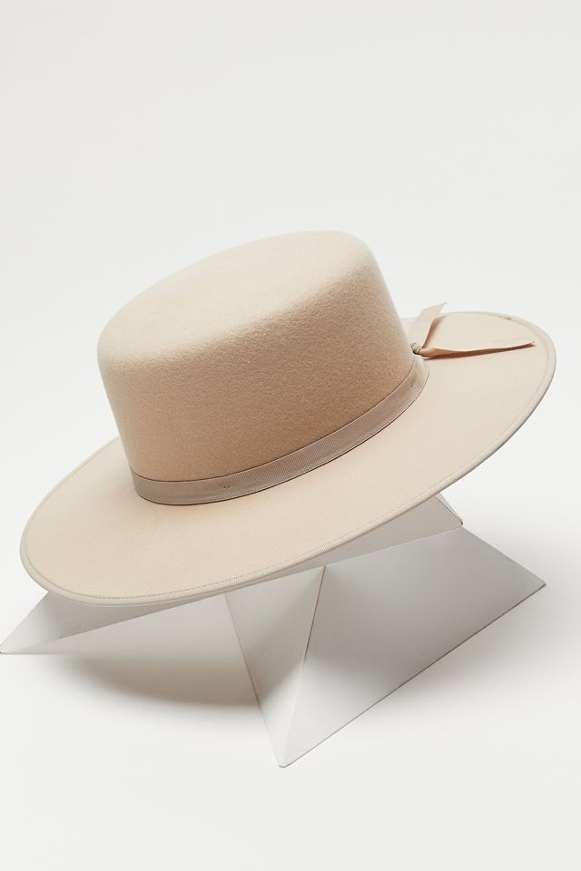UO Brighten Felt Boater Hat | Urban Outfitters (US and RoW)