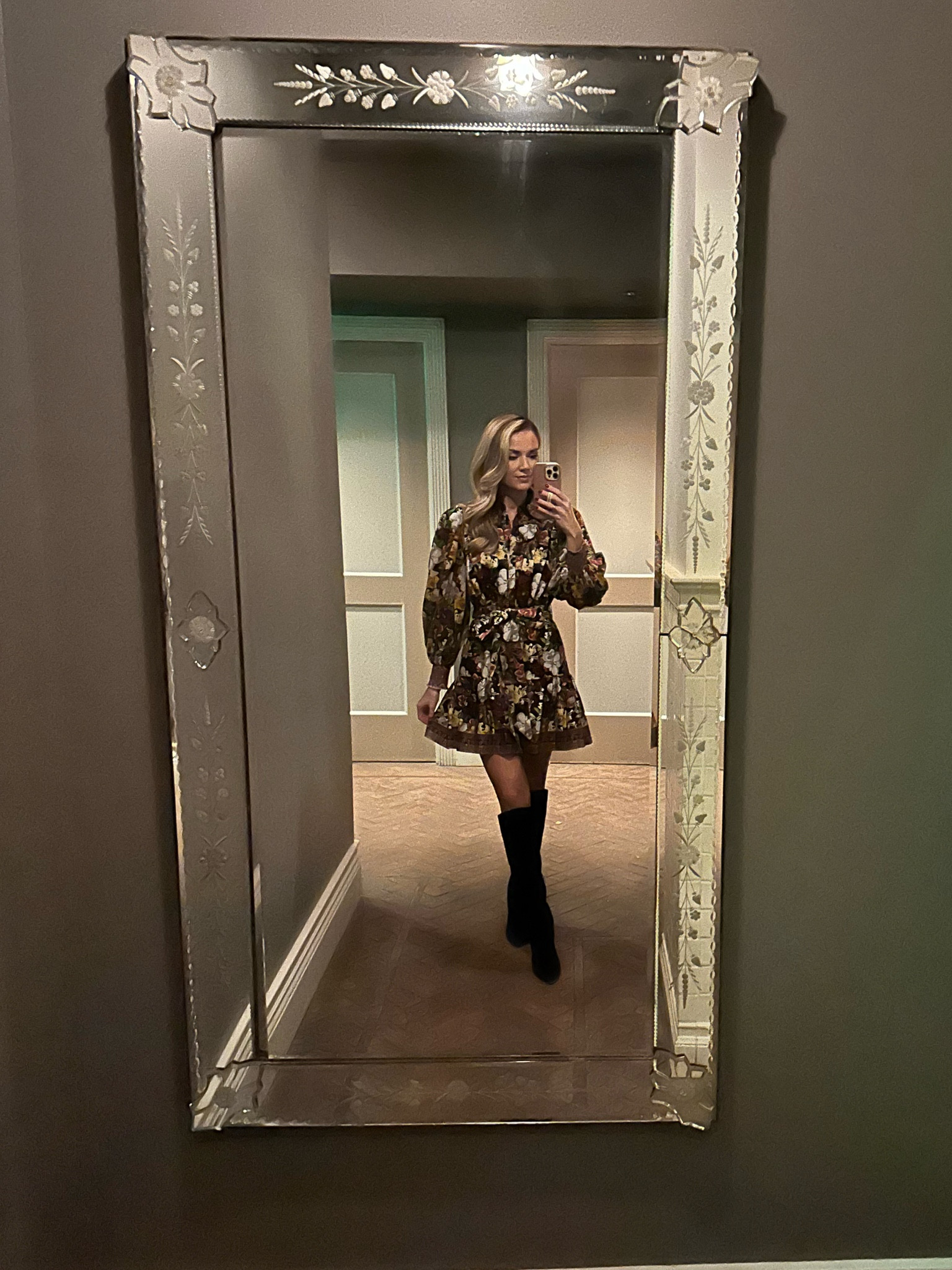 The cutest Alice & Olivia dress🖤

#LTKsalealert #LTKstyletip