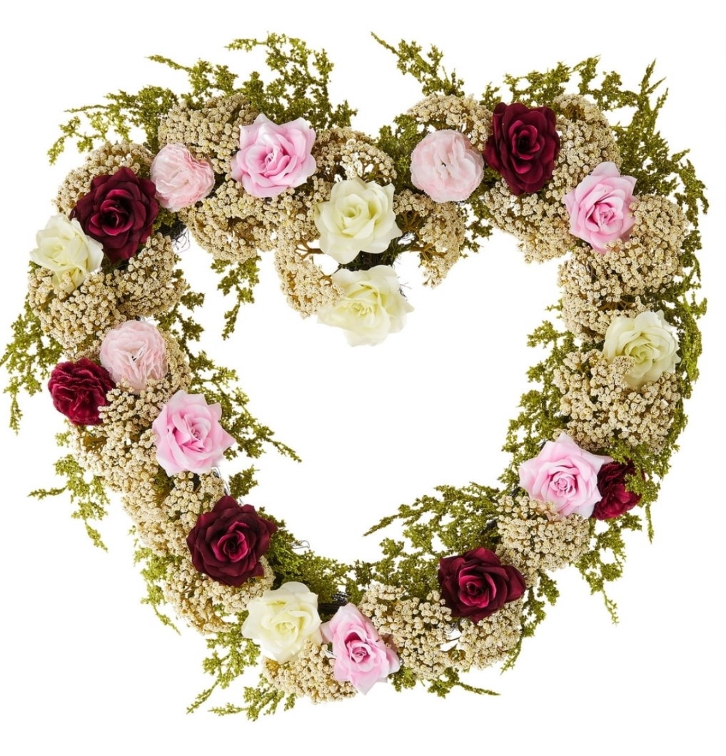 Valentine wreath with roses and babies breath.
Valentine, front porch decor