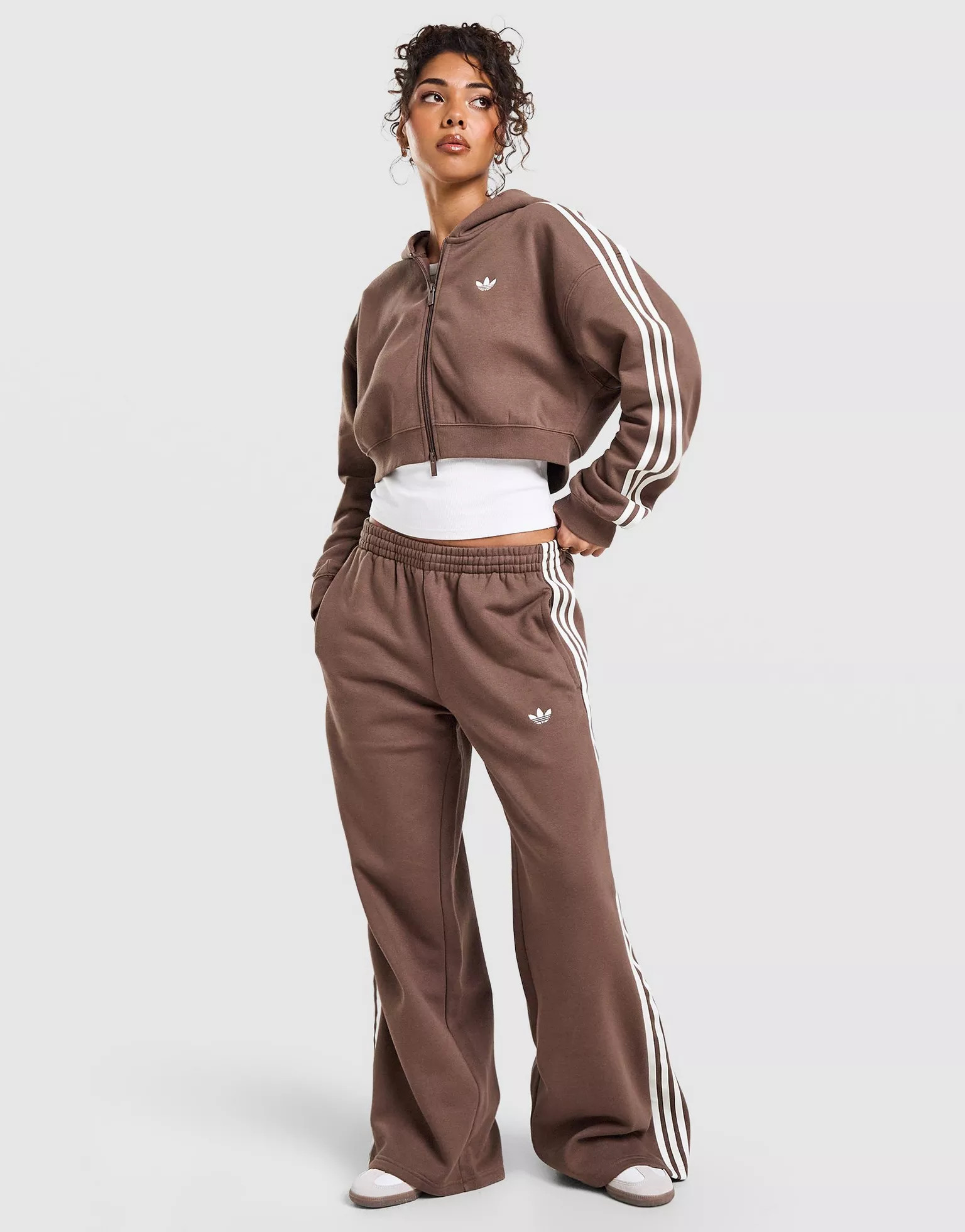 adidas Originals 3-Streifen Cropped Full-Zip Hoodie Braun  - JD Sports Deutschland | JD Sports (DE)