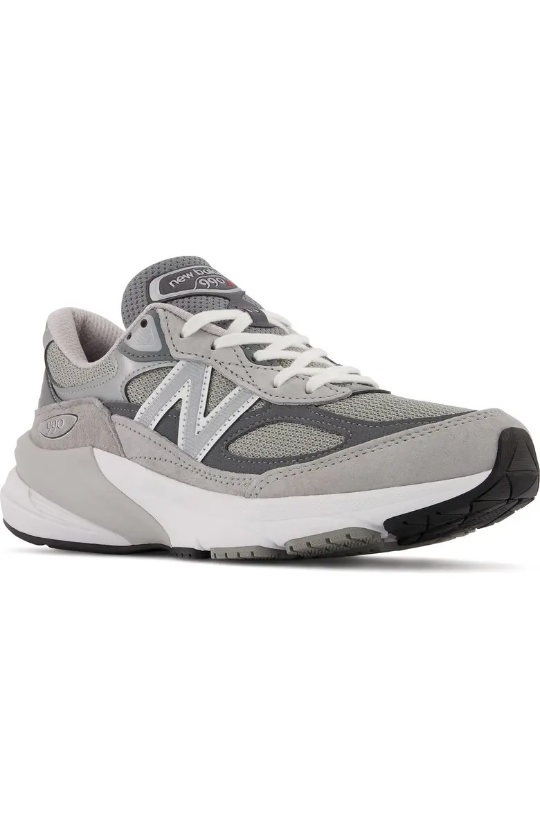 Made in USA 990 v6 Sneaker (Women) | Nordstrom