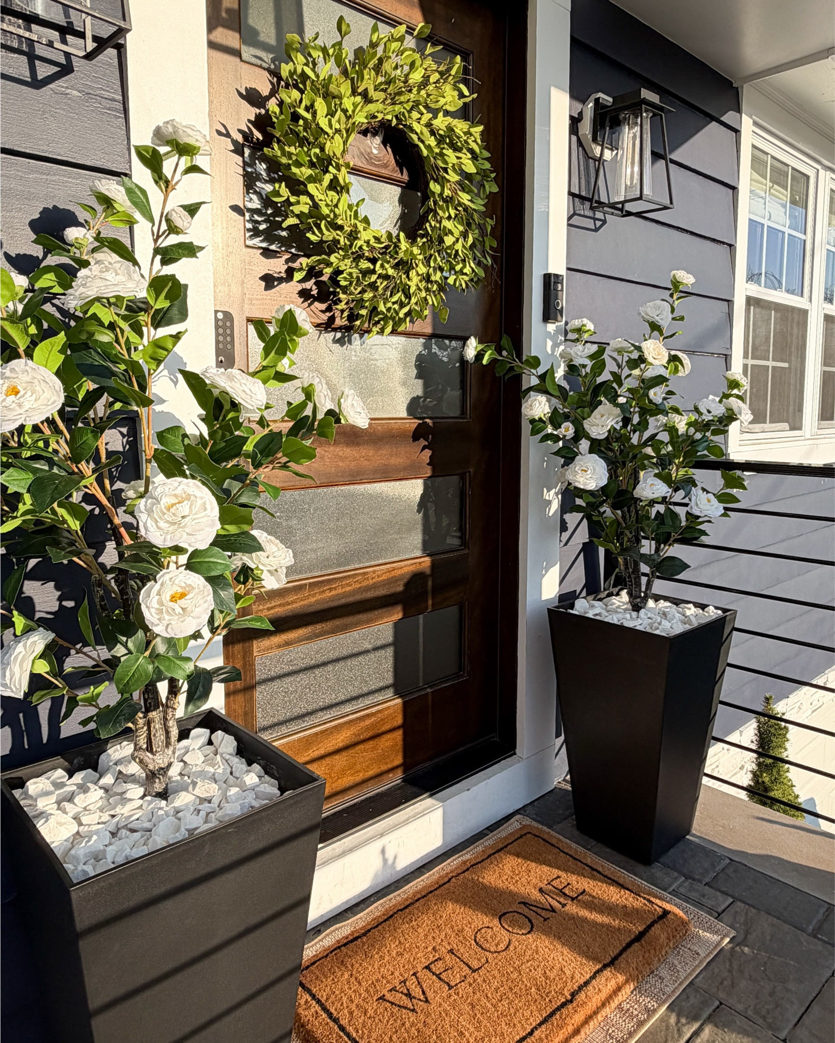So many questions about this veradek planter that comes with a built-in riser + these gorgeous white marble chip that made this whole front porch designer look for less. ✨🤍

#LTKHome #LTKSaleAlert