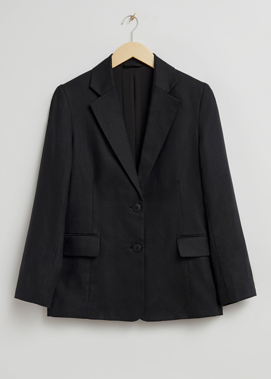 DESIGNED IN STOCKHOLM
      Single-Breasted Linen Blazer
      
         
			£135
	

		

      
... | & Other Stories (EU + UK)