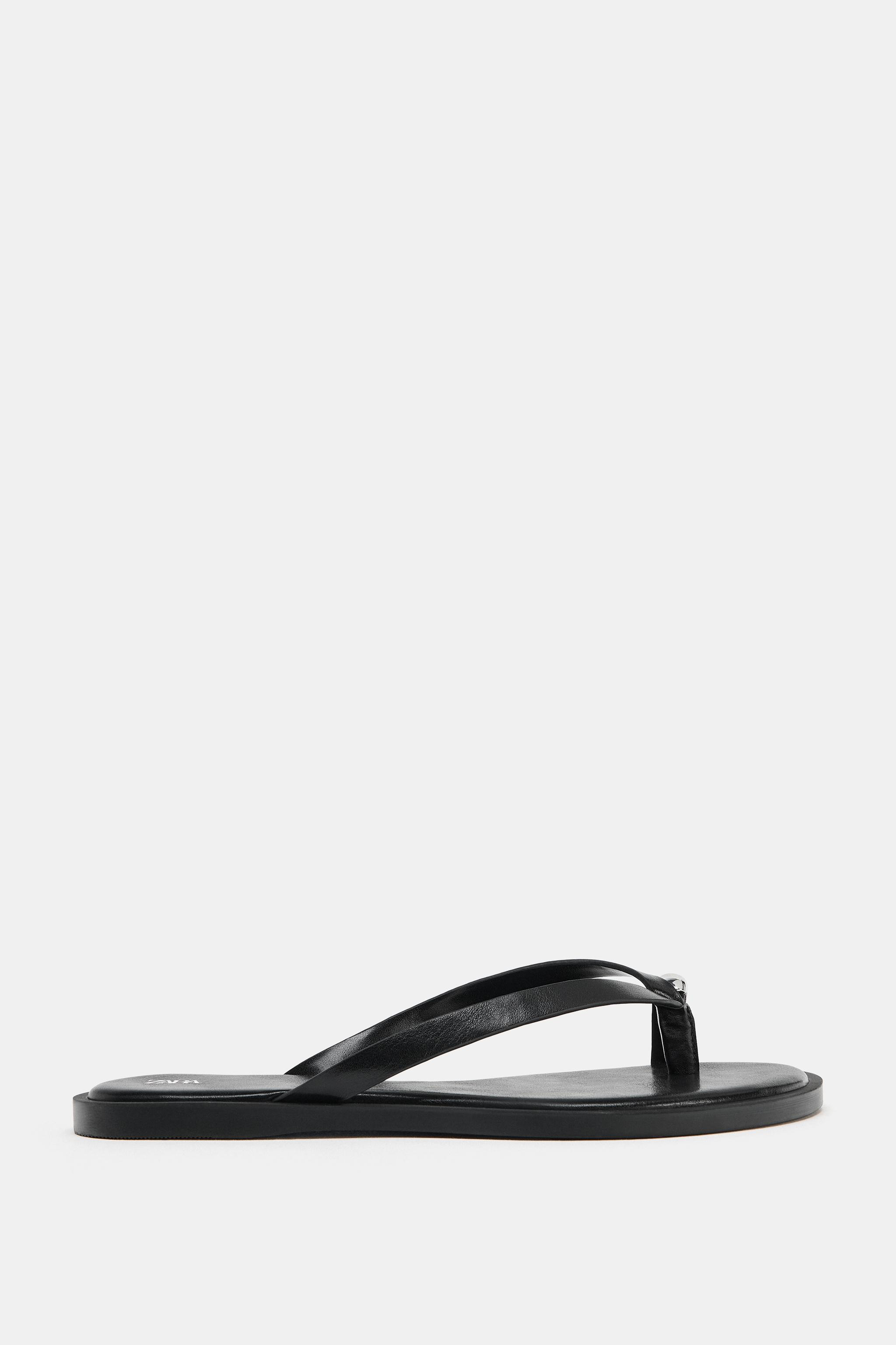 FLAT SANDALS WITH METAL DETAIL | Zara UK