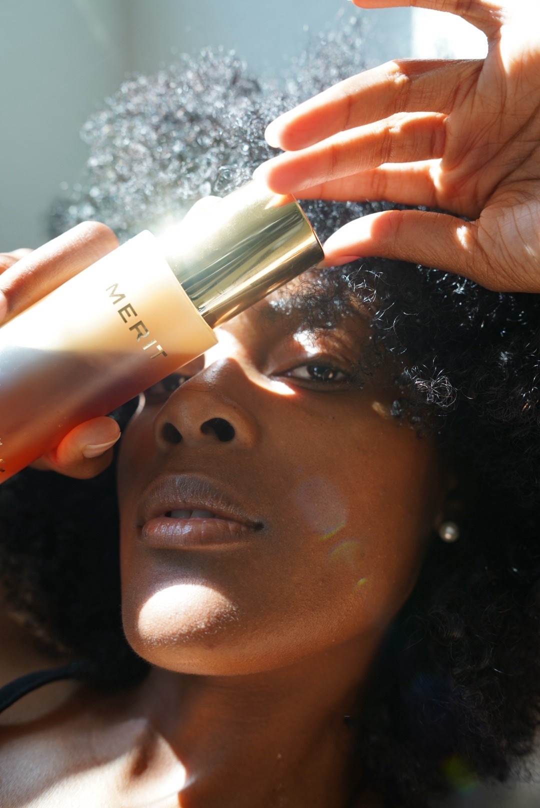 OMGGGGGGGGGGGG! This is why you need a better double cleansing but in one bottle @merit


#LTKFindsUnder50 #LTKBeauty