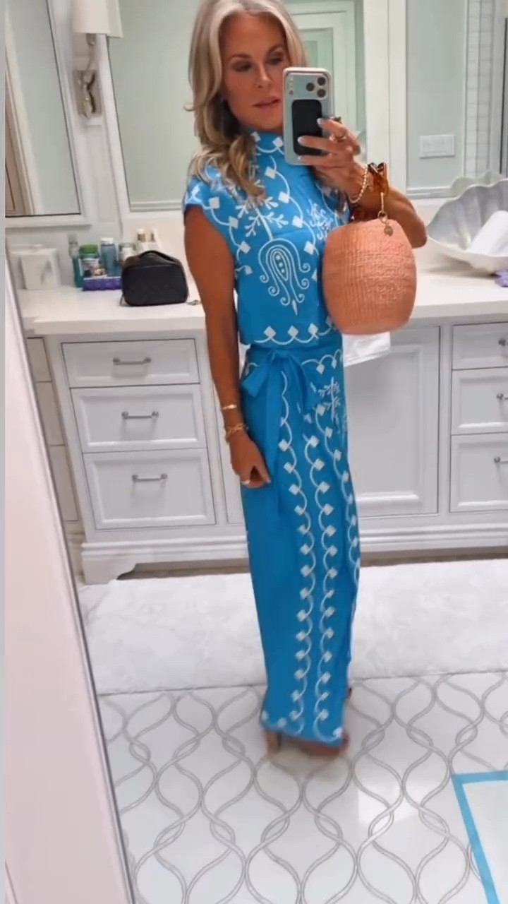 Spring or Sumemr event coming up? Don’t overlook Amazon 💙💙 I wore this skirt set to my niece’s engagement party and I’m not kidding—I got stopped ALL night asking where it was from.

It looks so much more expensive than it is, fits like a dream, and it’s one of those outfits you don’t have to overthink (my favorite 🙌)

Perfect for:
✨ Engagement parties
✨ Showers
✨ Vacations
✨ Date nights

#amazonfinds #summerdress #ootd

#LTKPetite #LTKTravel #LTKootd