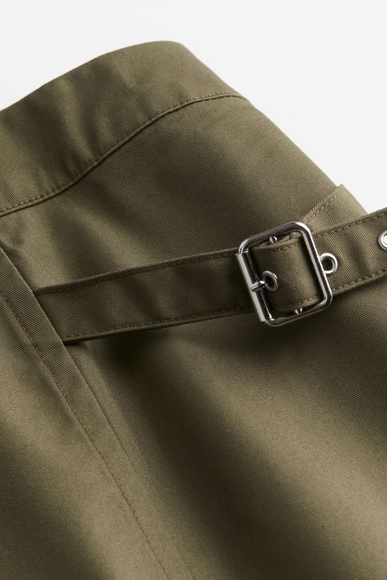 Cargo mini skirt - Dark khaki green - Ladies | H&M GB | H&M (UK, MY, IN, SG, PH, TW, HK)