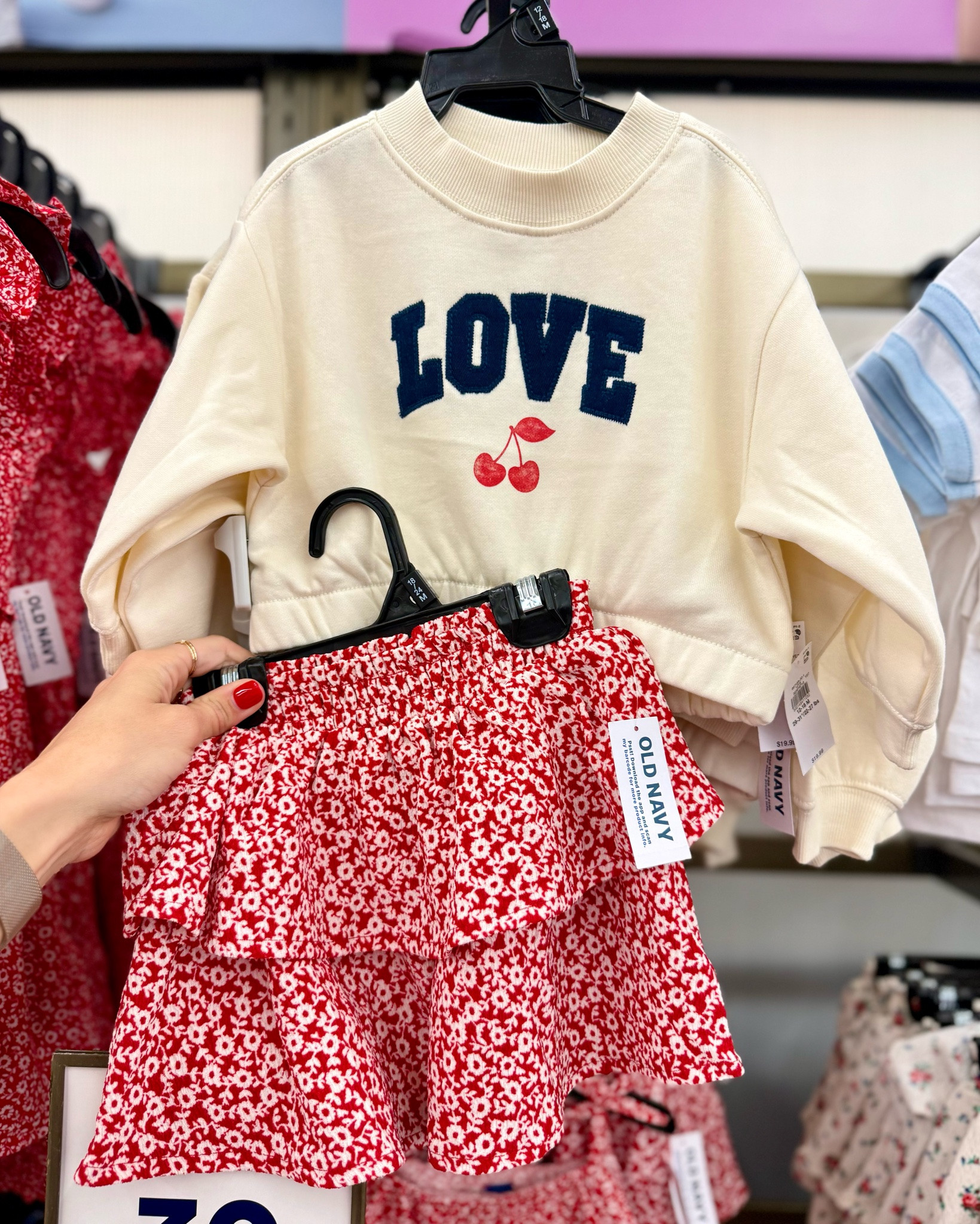 Little girls patriotic fashion outfits at Old Navy

#LTKootd #LTKmomlife