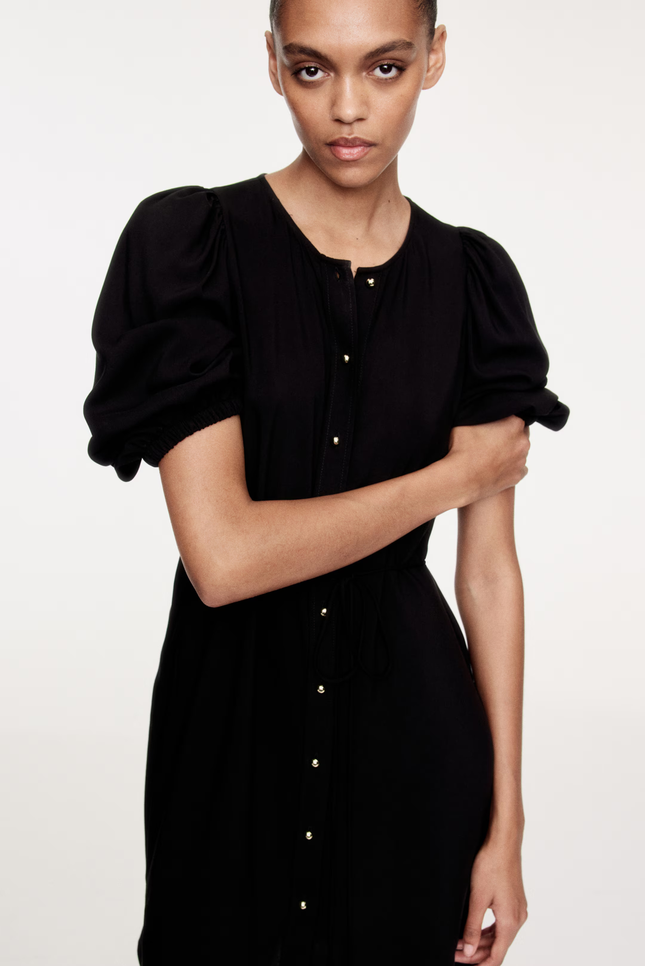 Kleid mit Puffärmeln - Schwarz - Ladies | H&M DE | H&M (DE, AT, CH, NL, FI)