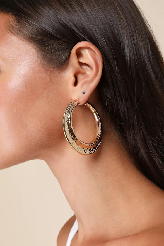 Constant Glow Gold Hammered Oversized Hoop Earrings | Lulus