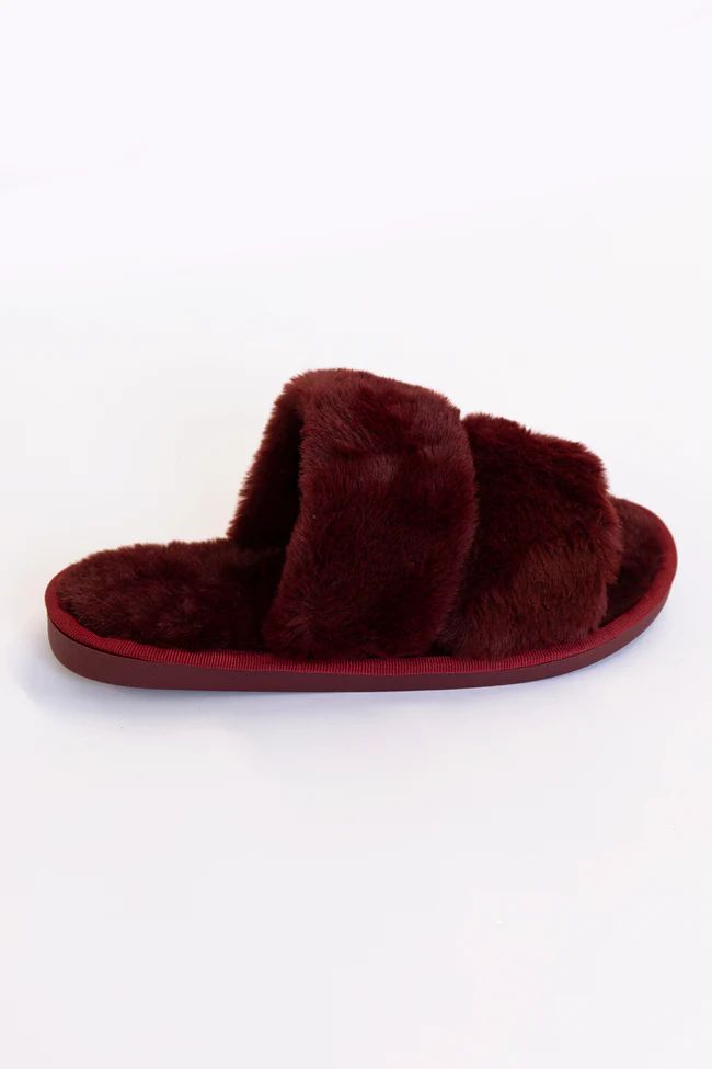 Goodnight Dreams Fuzzy Burgundy Slippers DOORBUSTER | The Pink Lily Boutique