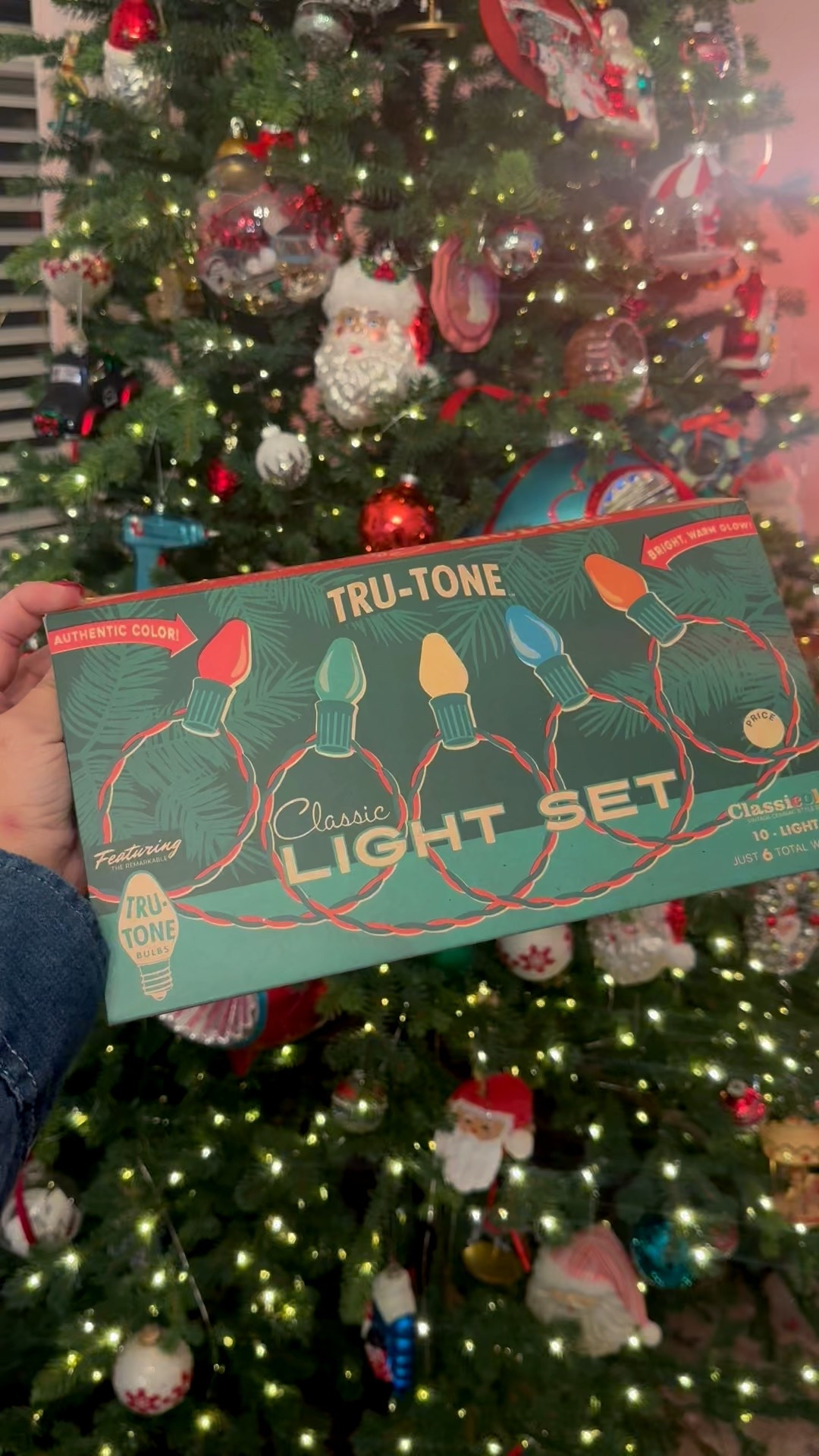 If you’re going nostalgic for Christmas Tru-Tone lights are the only way to go! 

#LTKSeasonal #LTKHoliday #LTKHome