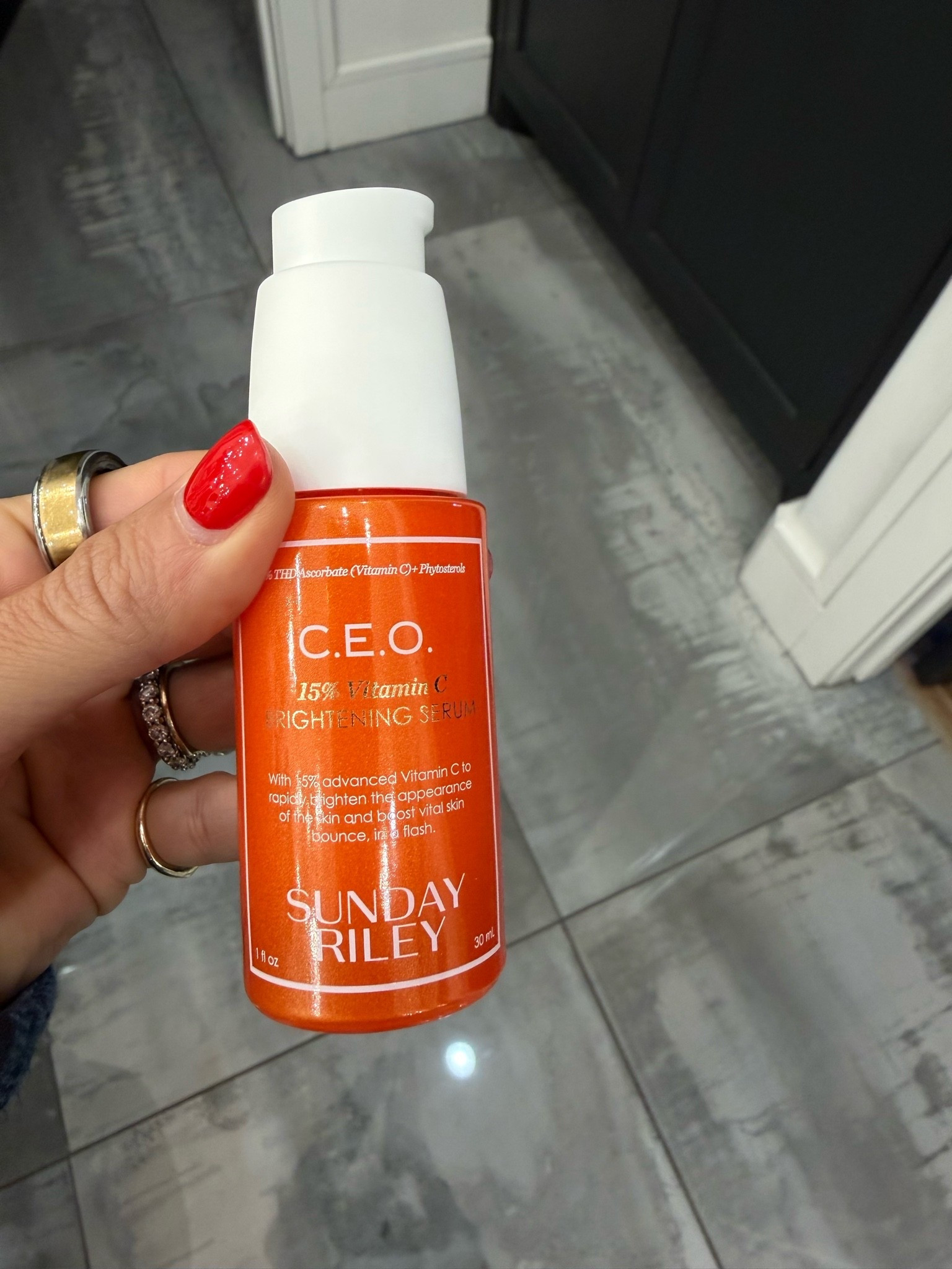 #ad If you’ve followed me for awhile I started using and sharing @sundayriley vitamin c years ago! If my skin is looking of feeling dull, it’s something I love to grab to help bring it back to life and add some extra brightening and glow! Grab yours at @ulta today! #SundayRiley