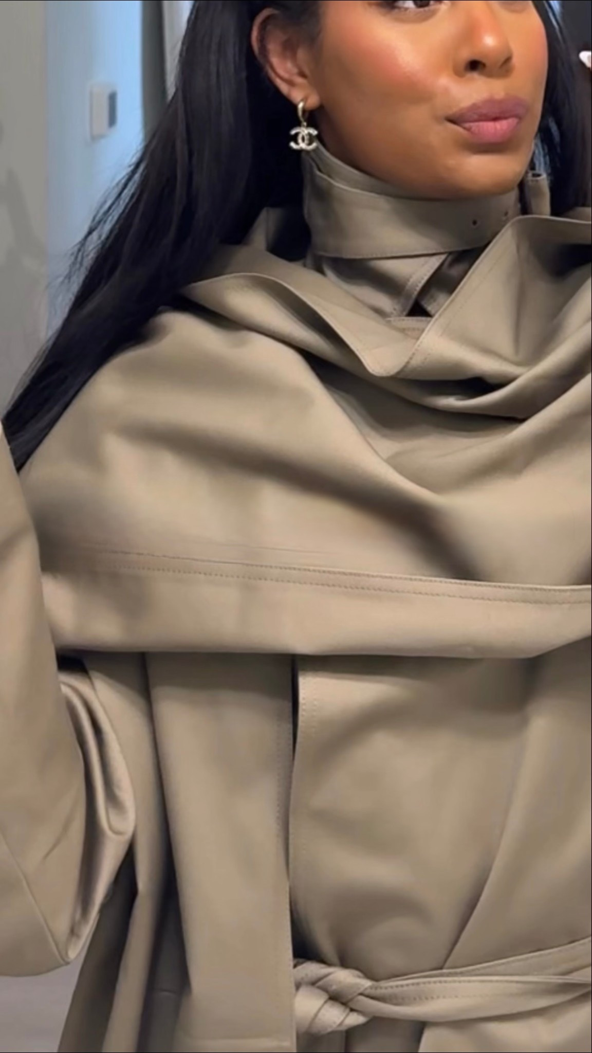 I’m calling this the “it girl” trench coat  

#LTKgrwm #LTKHoliday #LTKGiftGuide