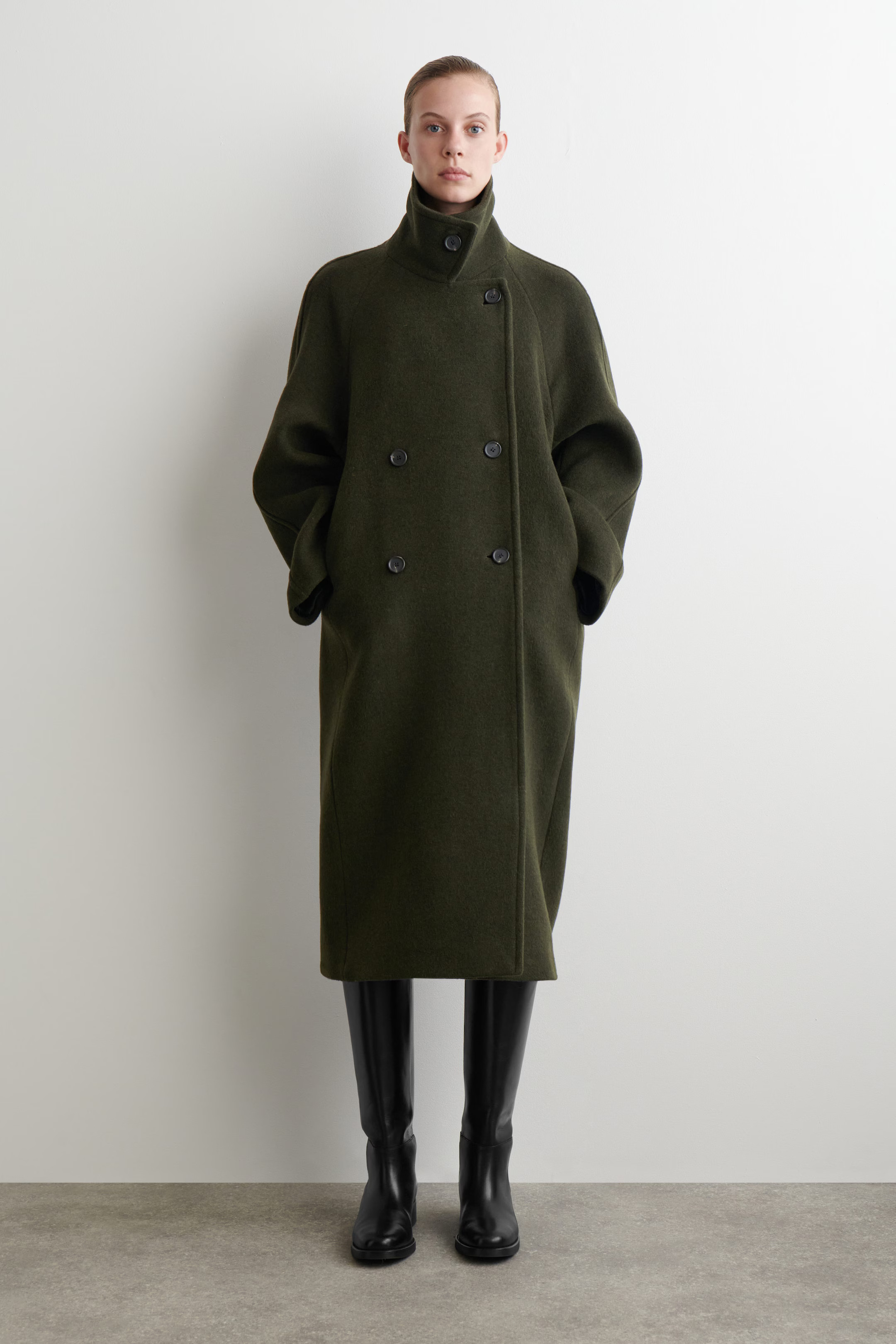 OVERSIZED DOUBLE-BREASTED WOOL LONG COAT - DARK GREEN | COS US | COS (US)