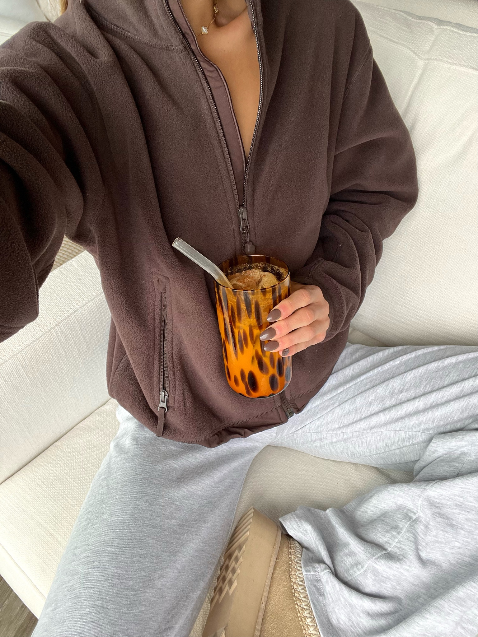 chocolate brown artizia ootd! 

brown jacket, cozy ootd, tortoise cups 

#LTKSeasonal #LTKstyletip #LTKfindsunder100