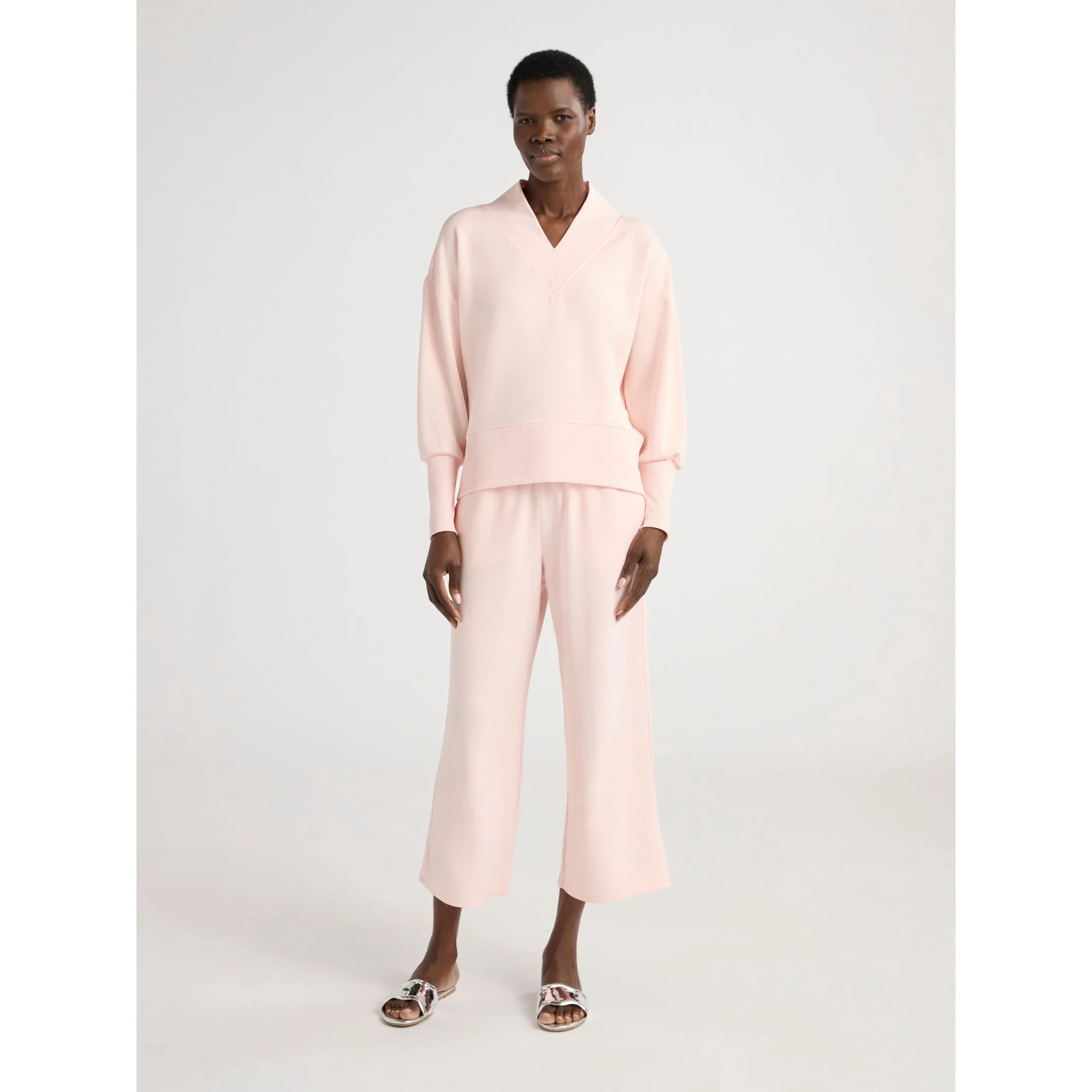 Scoop Women's and Women's Plus Ultimate ScubaKnit Cropped Sweatpants, Sizes XS-4X | Walmart (US)