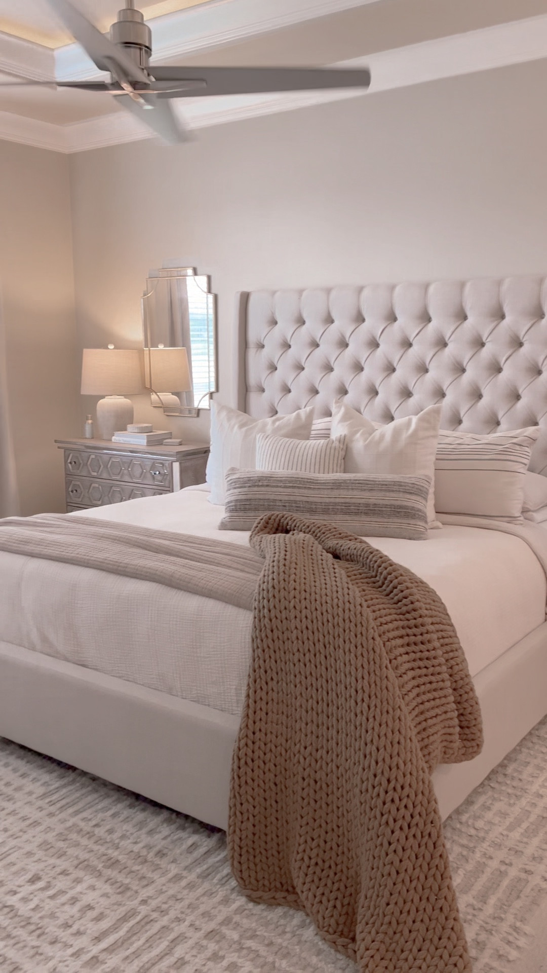 Neutral | Organic | Modern 


Bedroom decor, bedroom styling, bedding, neutral bedding, upholstered bed frame, nightstands, area rug, table lamp, marble accents, throw pillows, throw blanket, decorative books, Target, Casaluna, 




#homedecor #bedroom #bedroomdecor 

#LTKhome